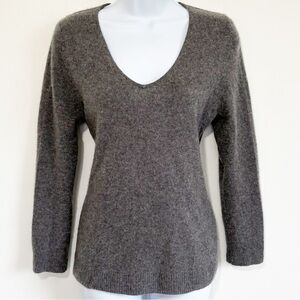 41 Hawthorn Cashmere Sweater Long Sleeve V Neck Gray Small